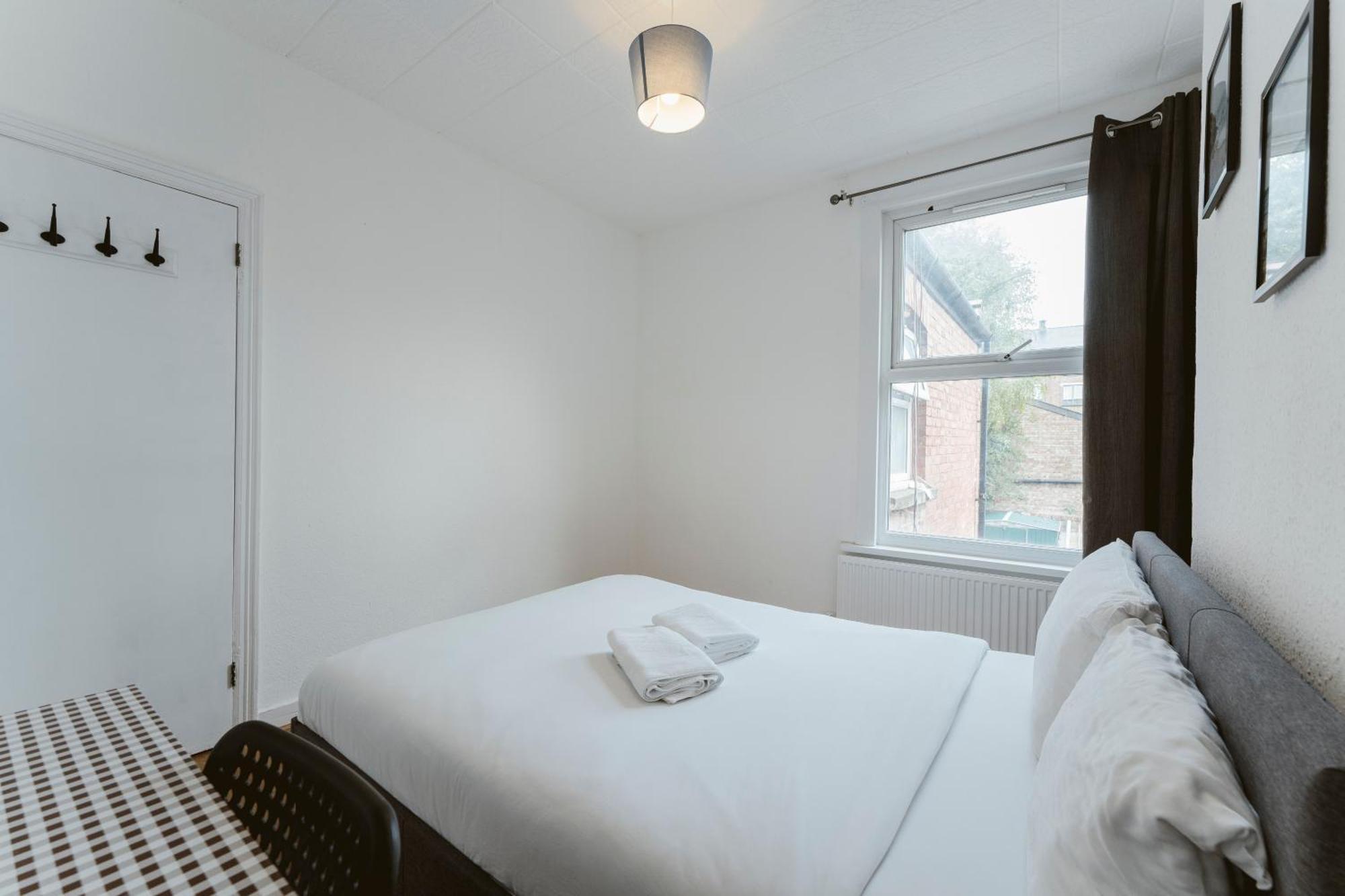 Manor House Great Rooms To Stay London Eksteriør bilde