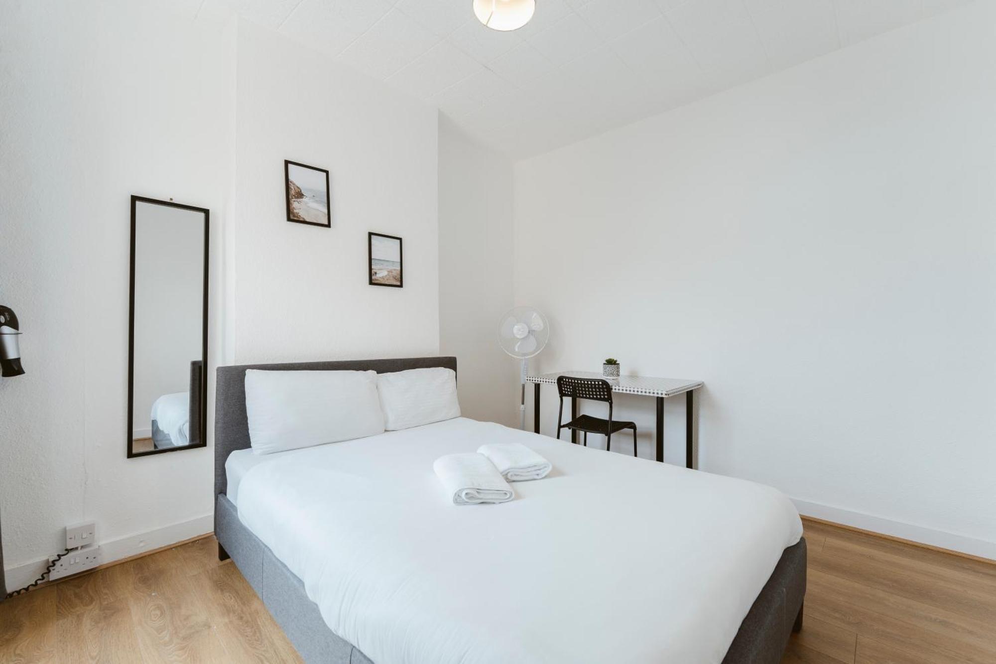 Manor House Great Rooms To Stay London Eksteriør bilde